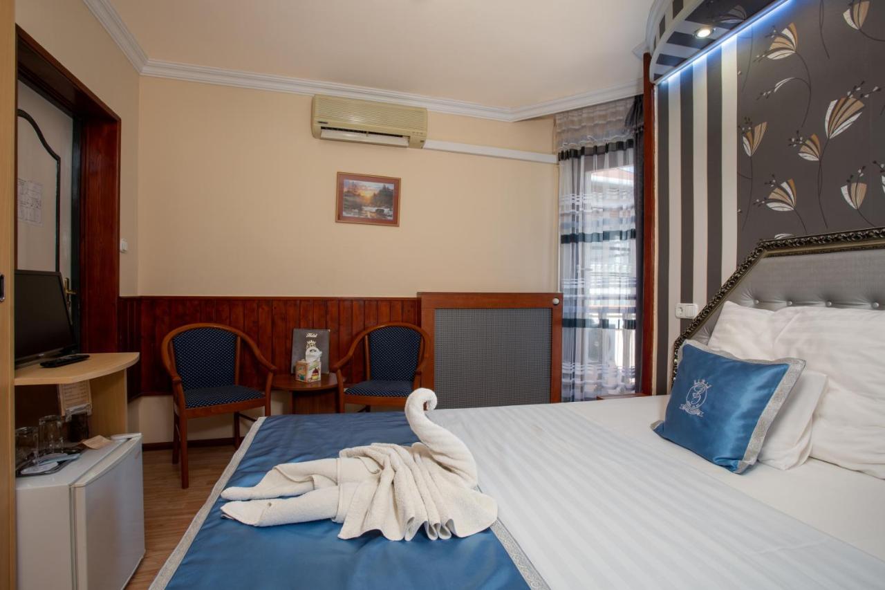 Illes Hotel Szeged Ngoại thất bức ảnh